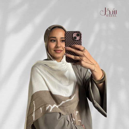 Kuwaiti Off White